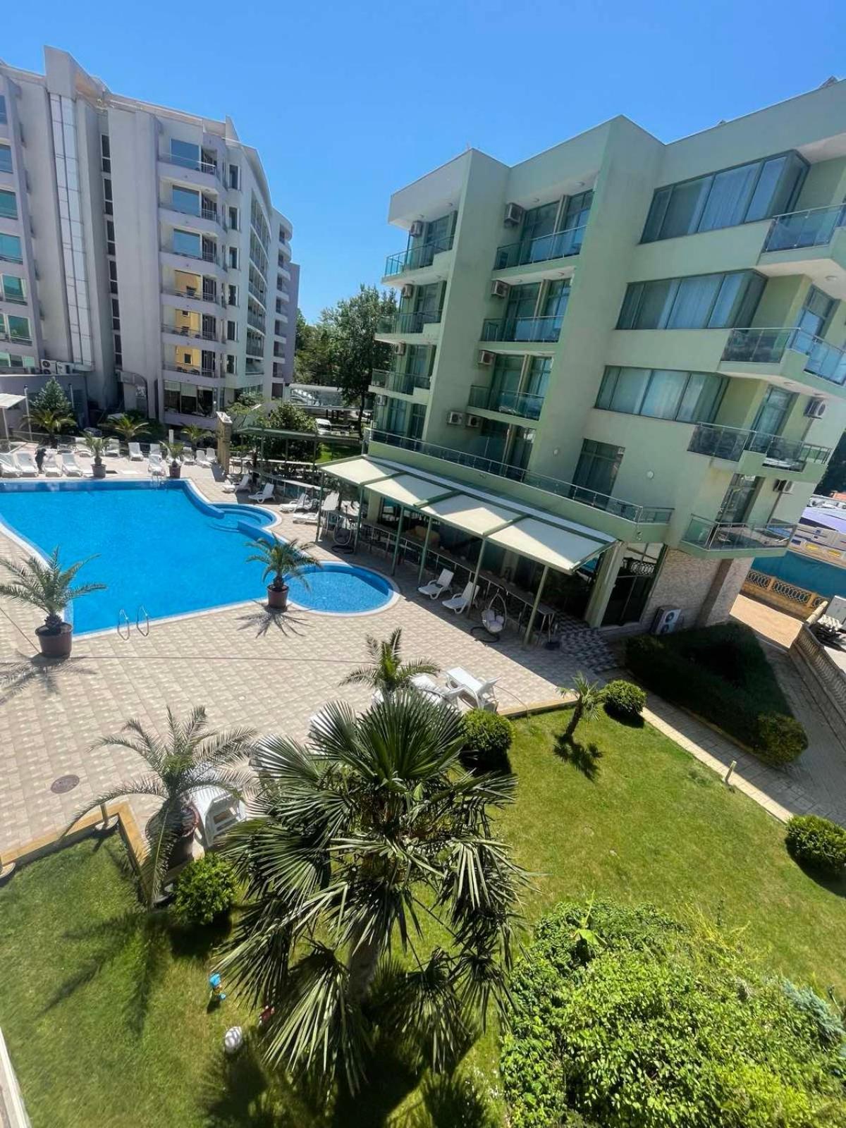 Gallery L Apartment Sunny Beach